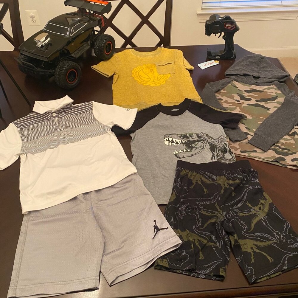 Boy size 4-5 Clothing Bundle! Great condition!